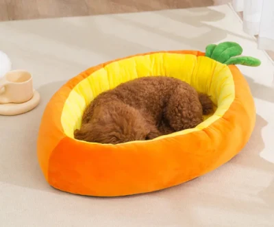 Cama para perros con forma de zanahoria, cama para mascotas, bonito sofá creativo para perros